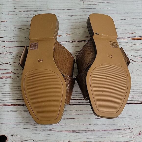 TOPSHOP Tan Padded Slide Sandals Size 6 - Picture 5 of 6
